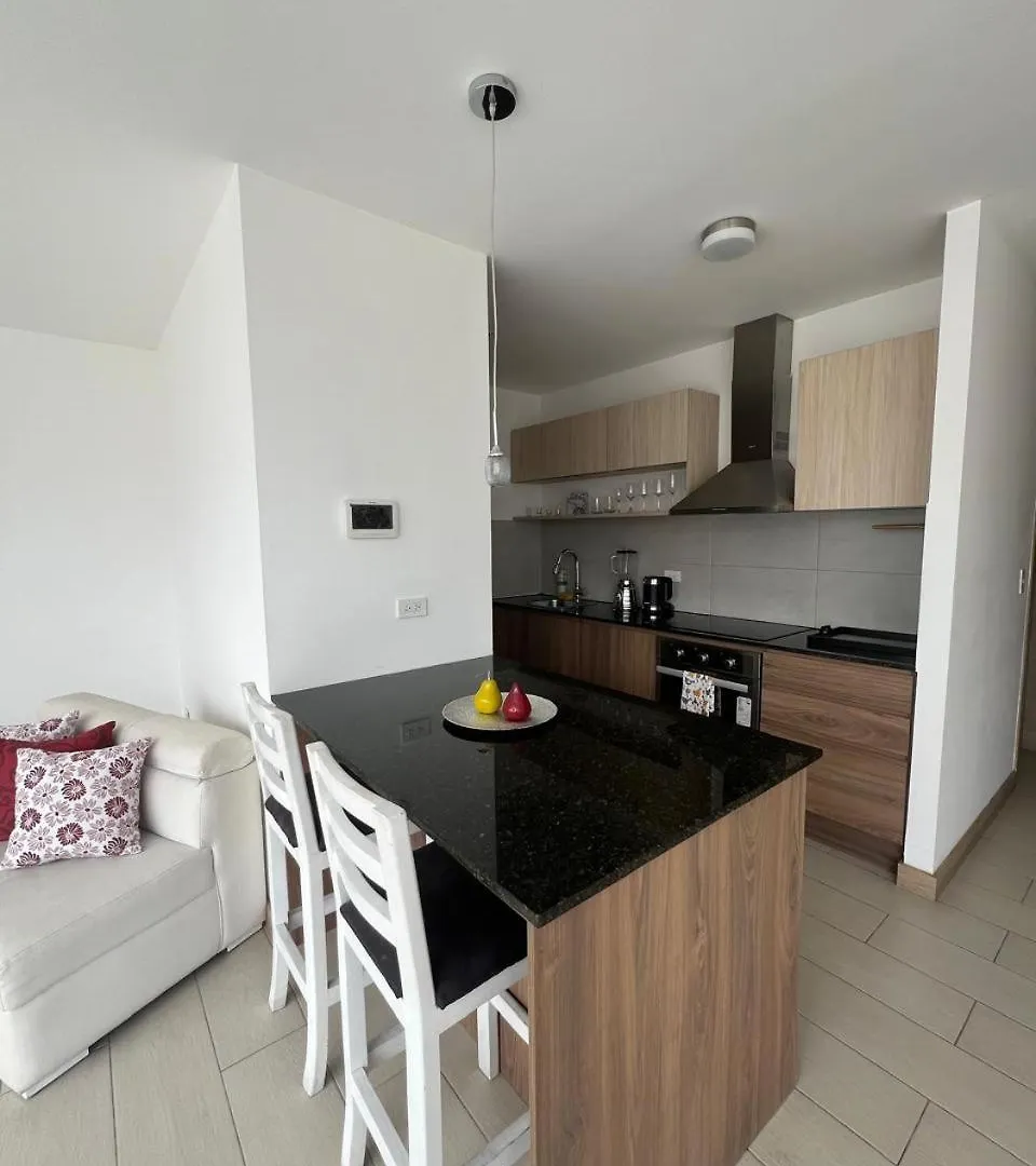 Apartament One, Suit La Carolina Quito 0*,  Ekwador